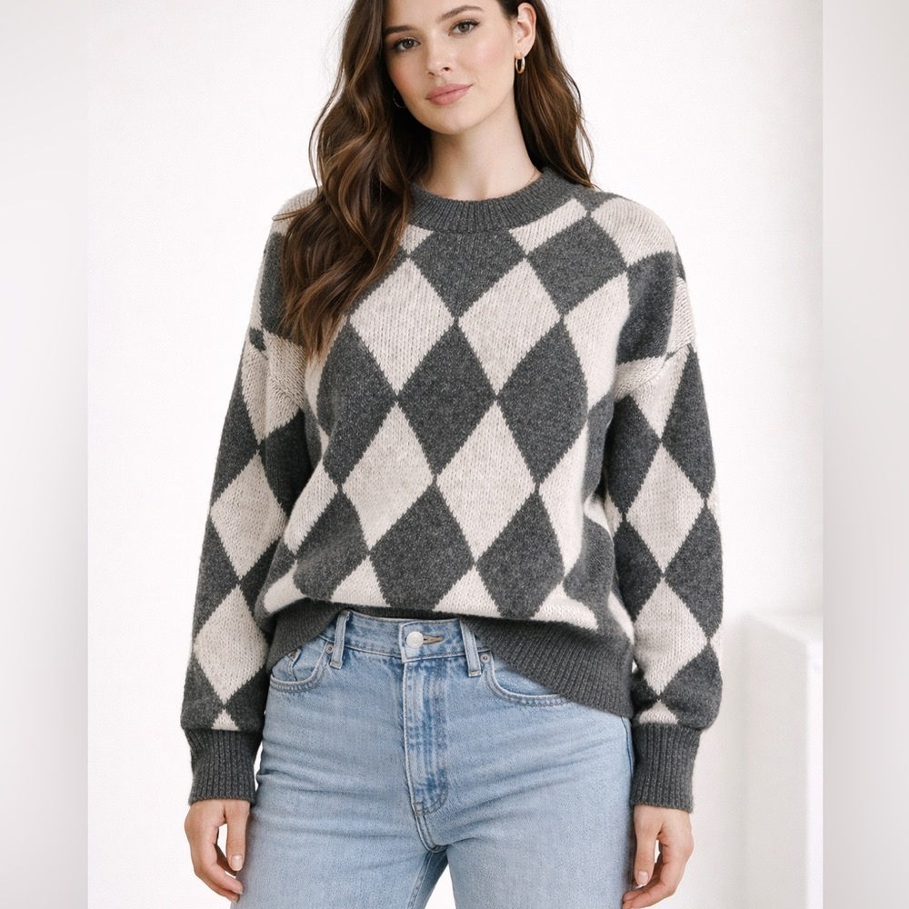 Abercrombie and fitch diamond crewneck sweater size xs